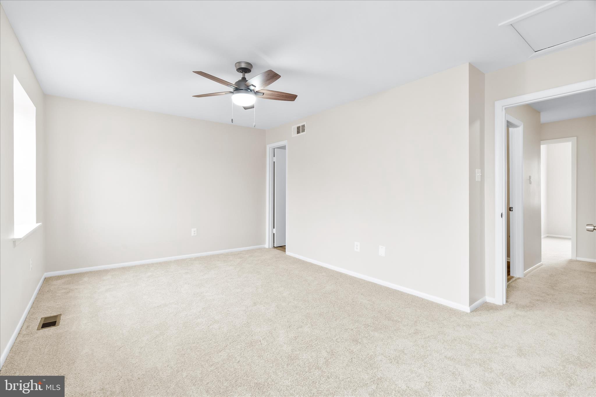 MOUNTAIN VILLAGE - Residential Lease