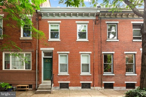 Townhouse For Sale - 611 Kimball Street<br/> PHILADELPHIA, PA 19147