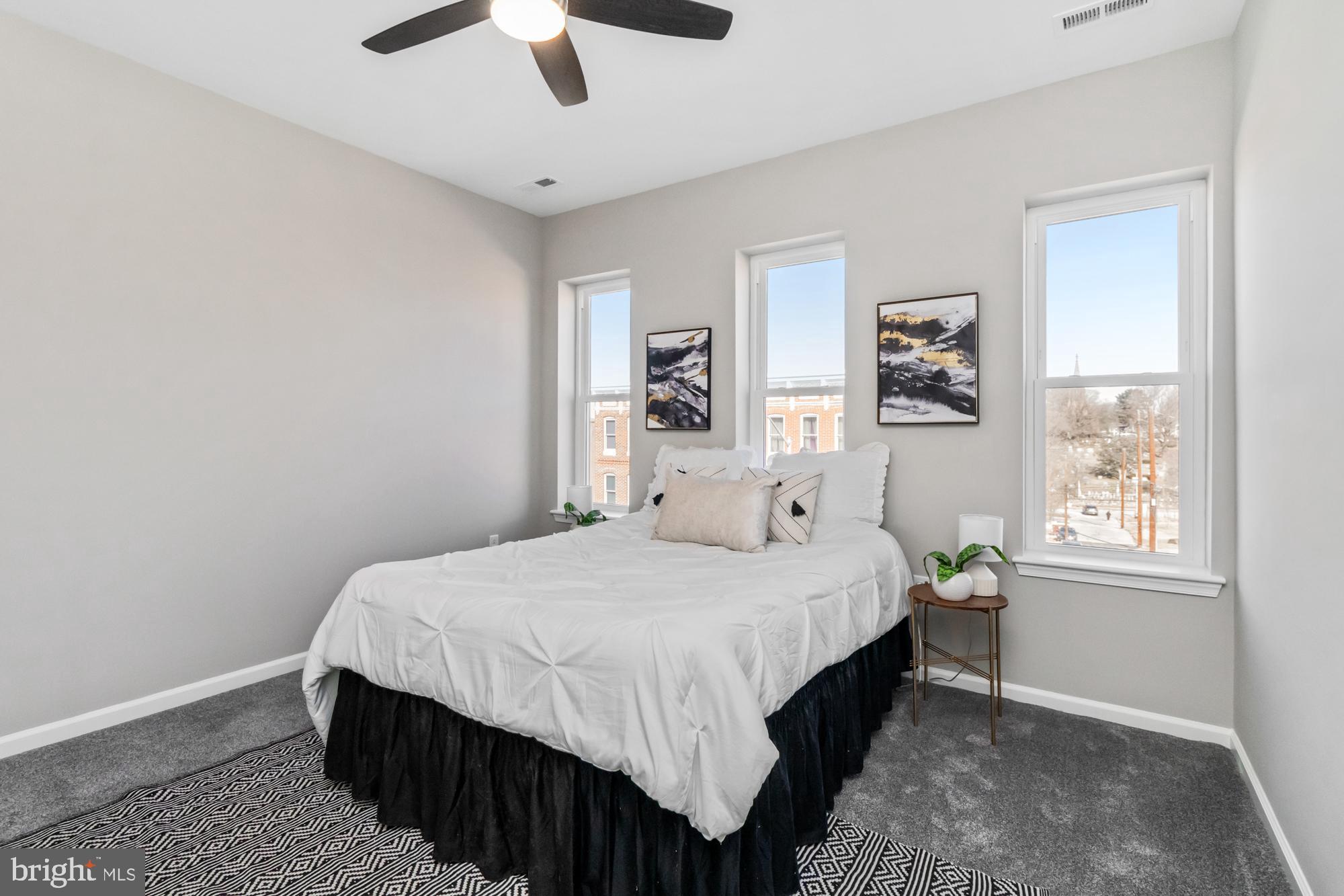 JOHNSTON SQUARE - Residential