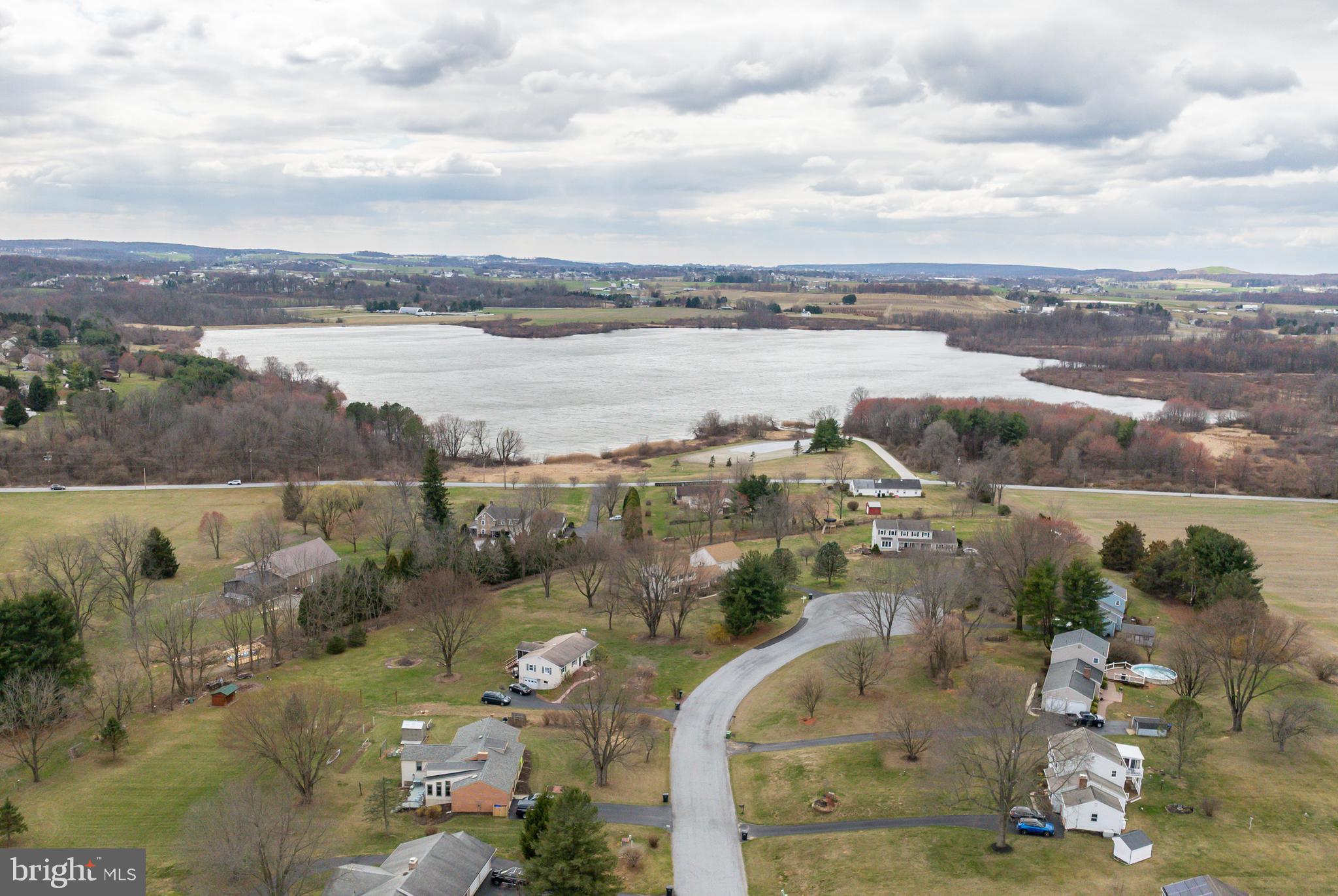 LAKEVIEW - Residential