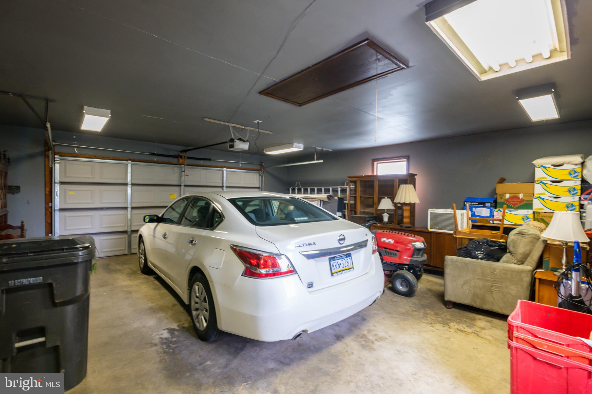 LAKEVIEW - Residential