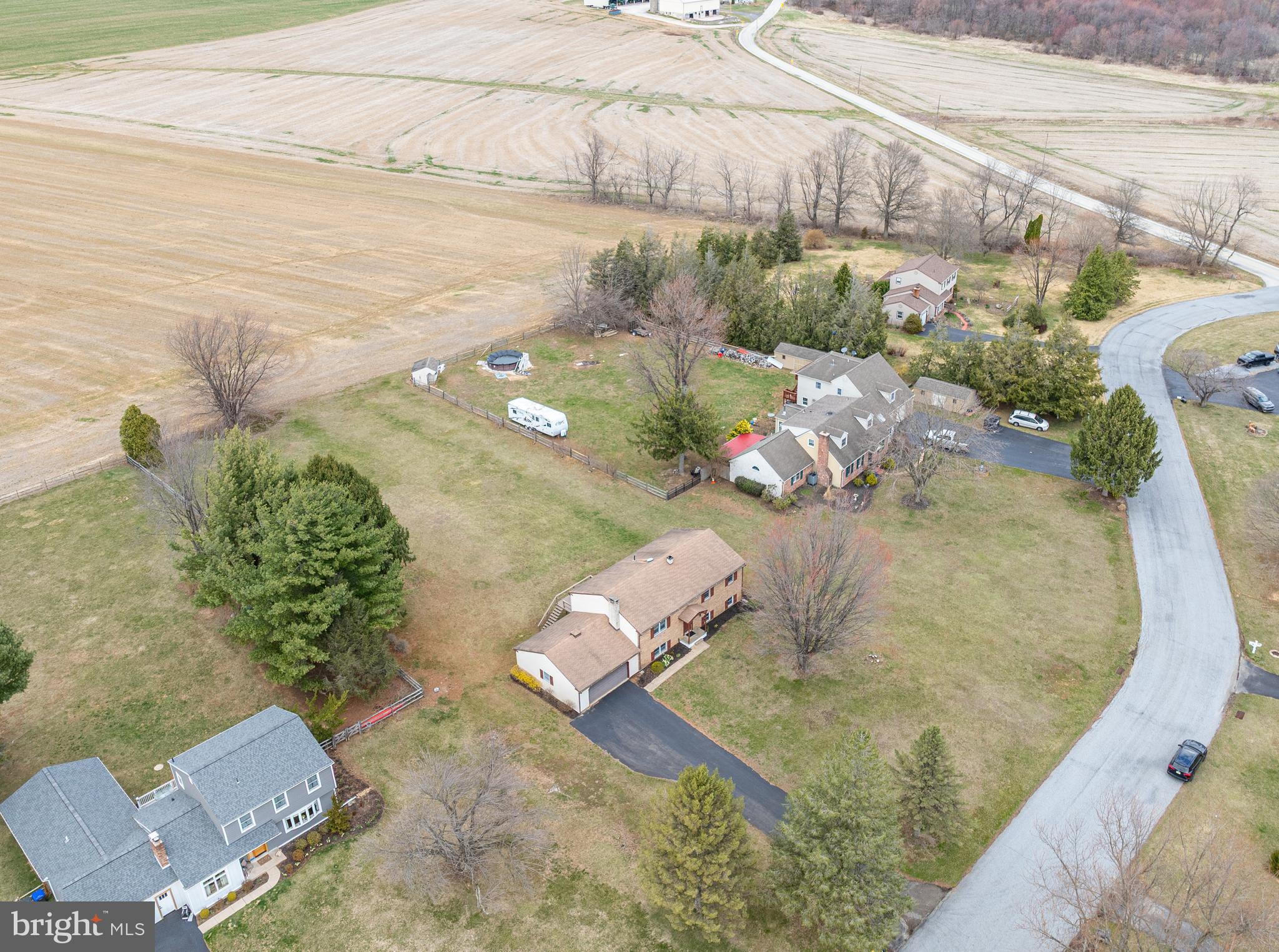 LAKEVIEW - Residential