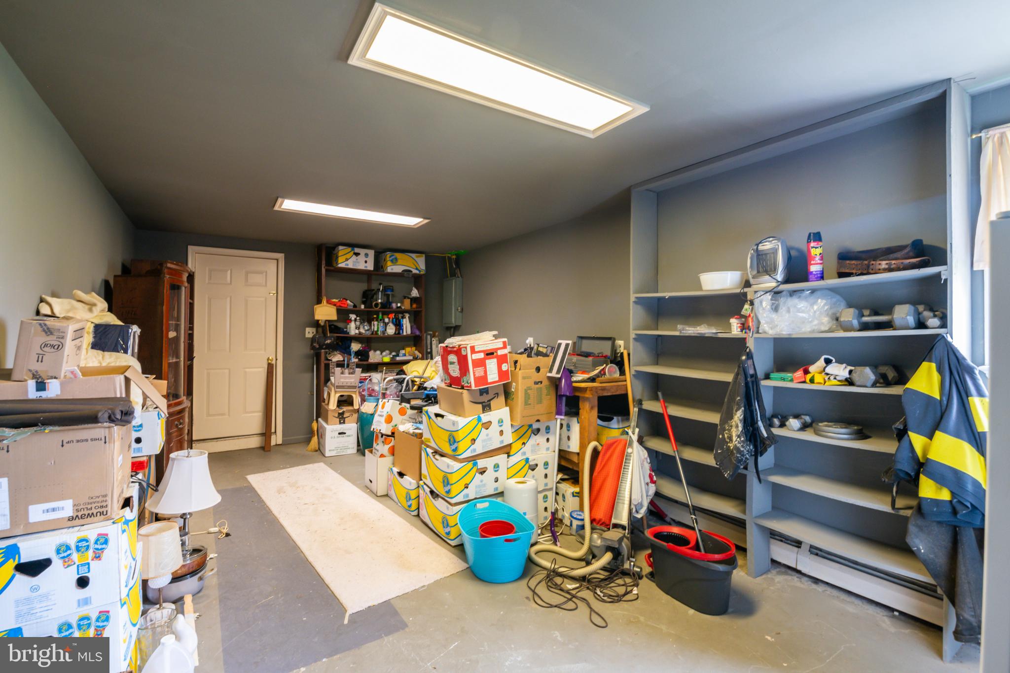 LAKEVIEW - Residential