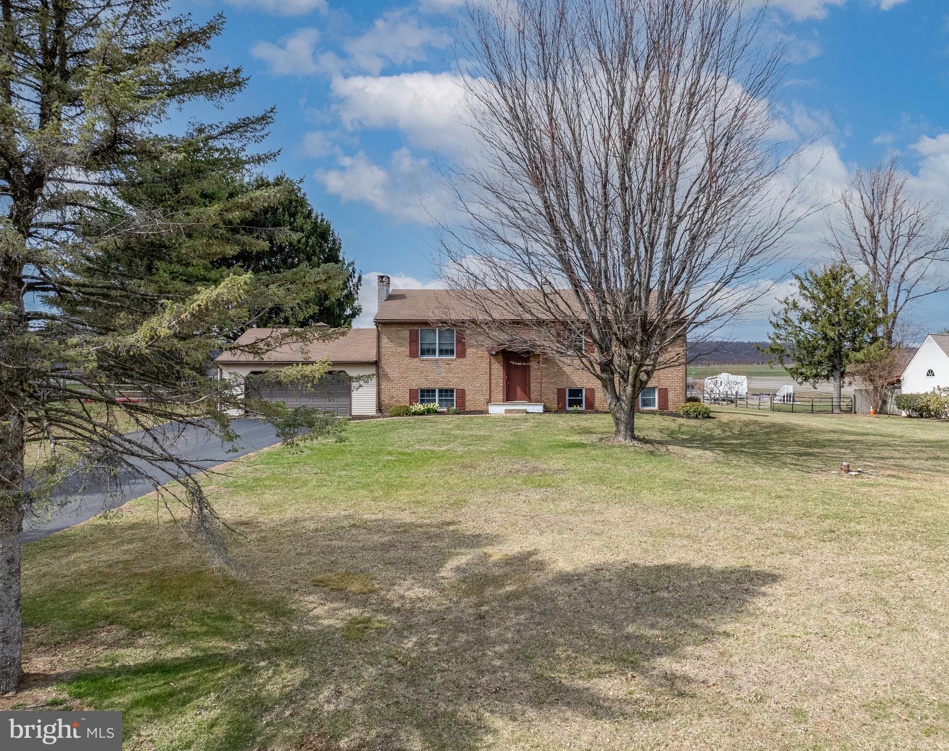 LAKEVIEW - Residential