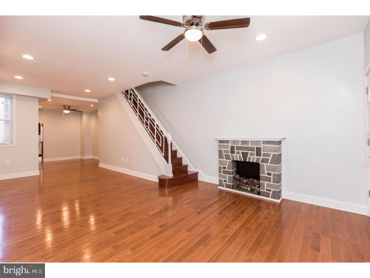 PORT RICHMOND - Residential
