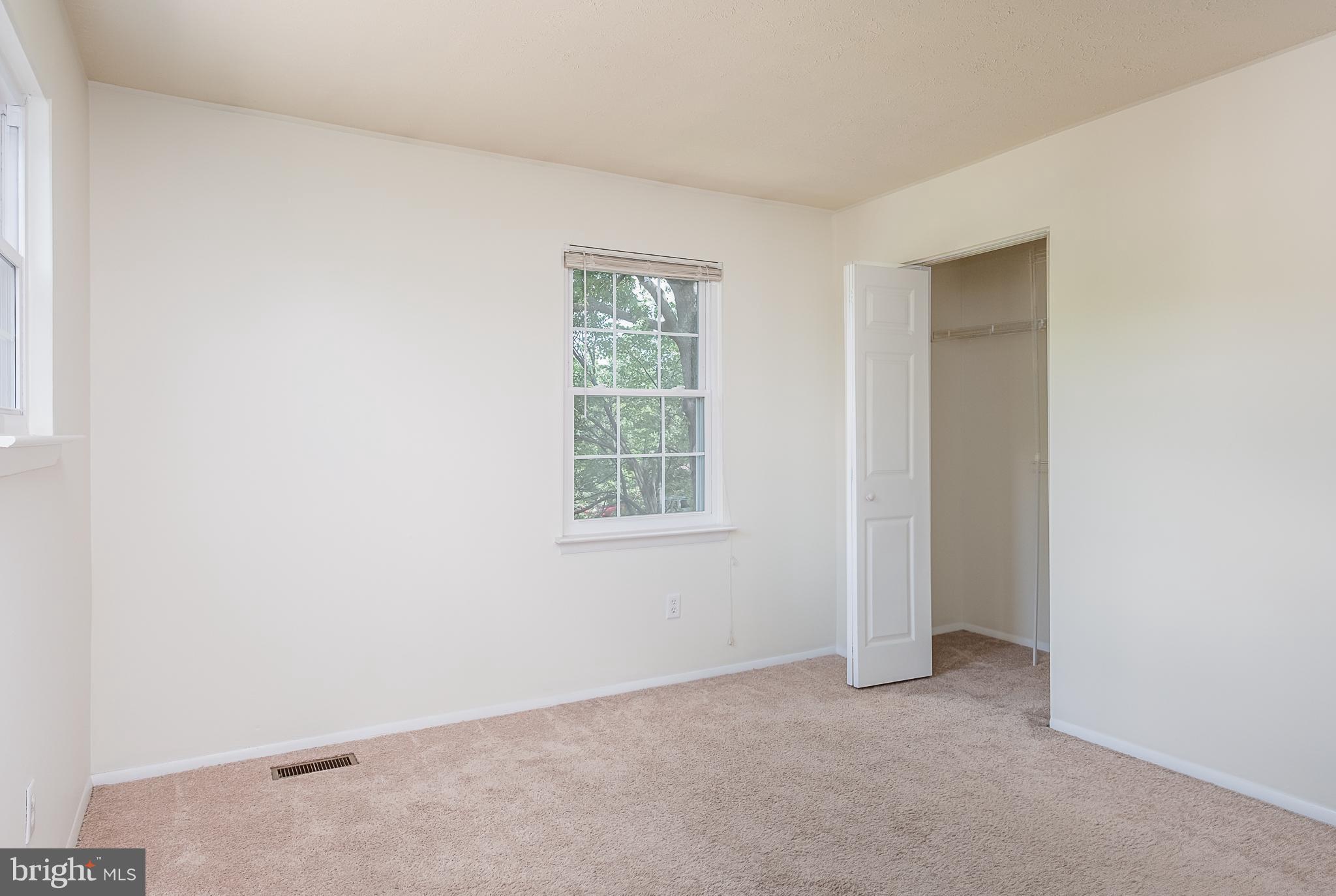 RIDGEFIELD - Residential Lease