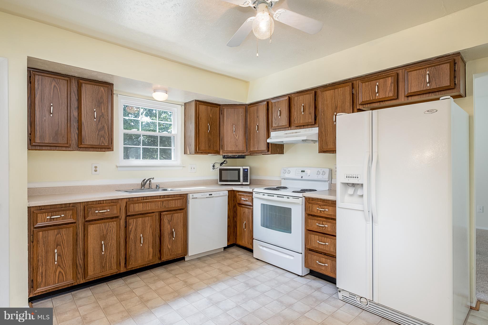 RIDGEFIELD - Residential Lease