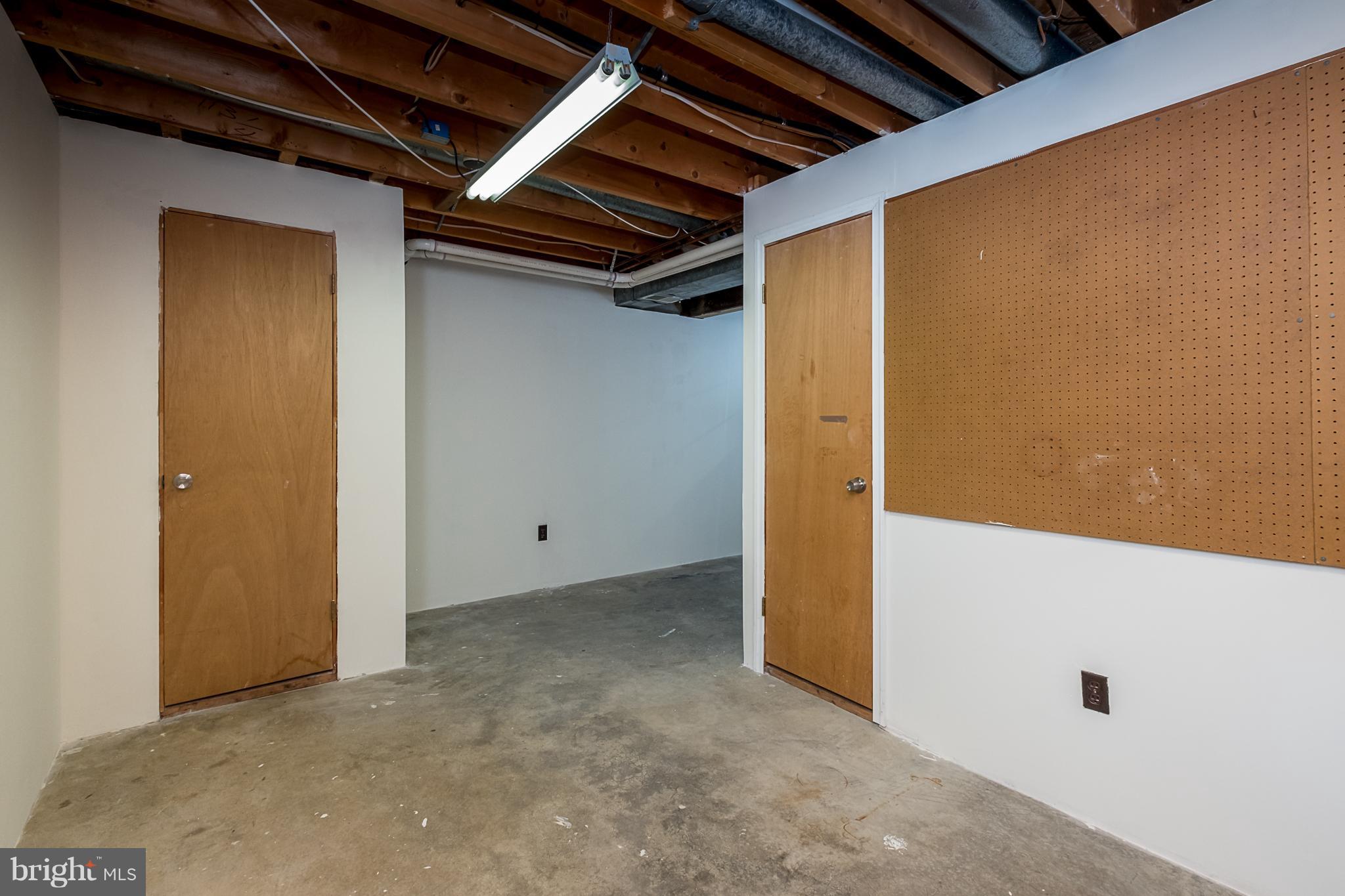 RIDGEFIELD - Residential Lease