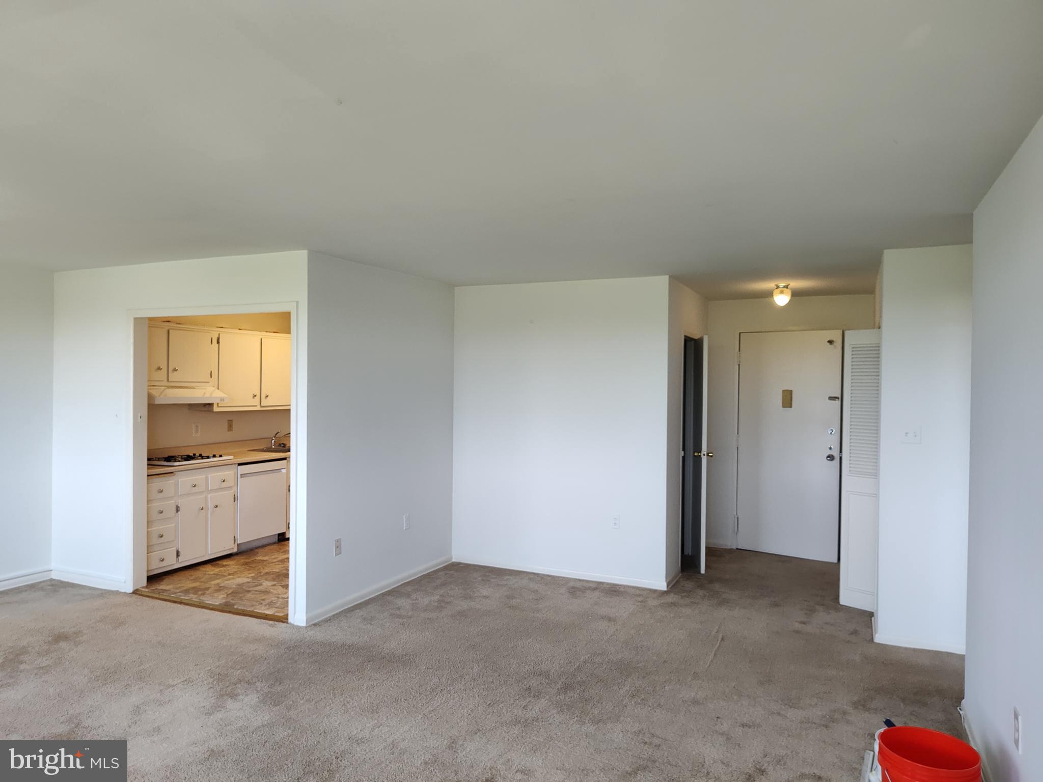 GROSVENOR PARK - Residential Lease