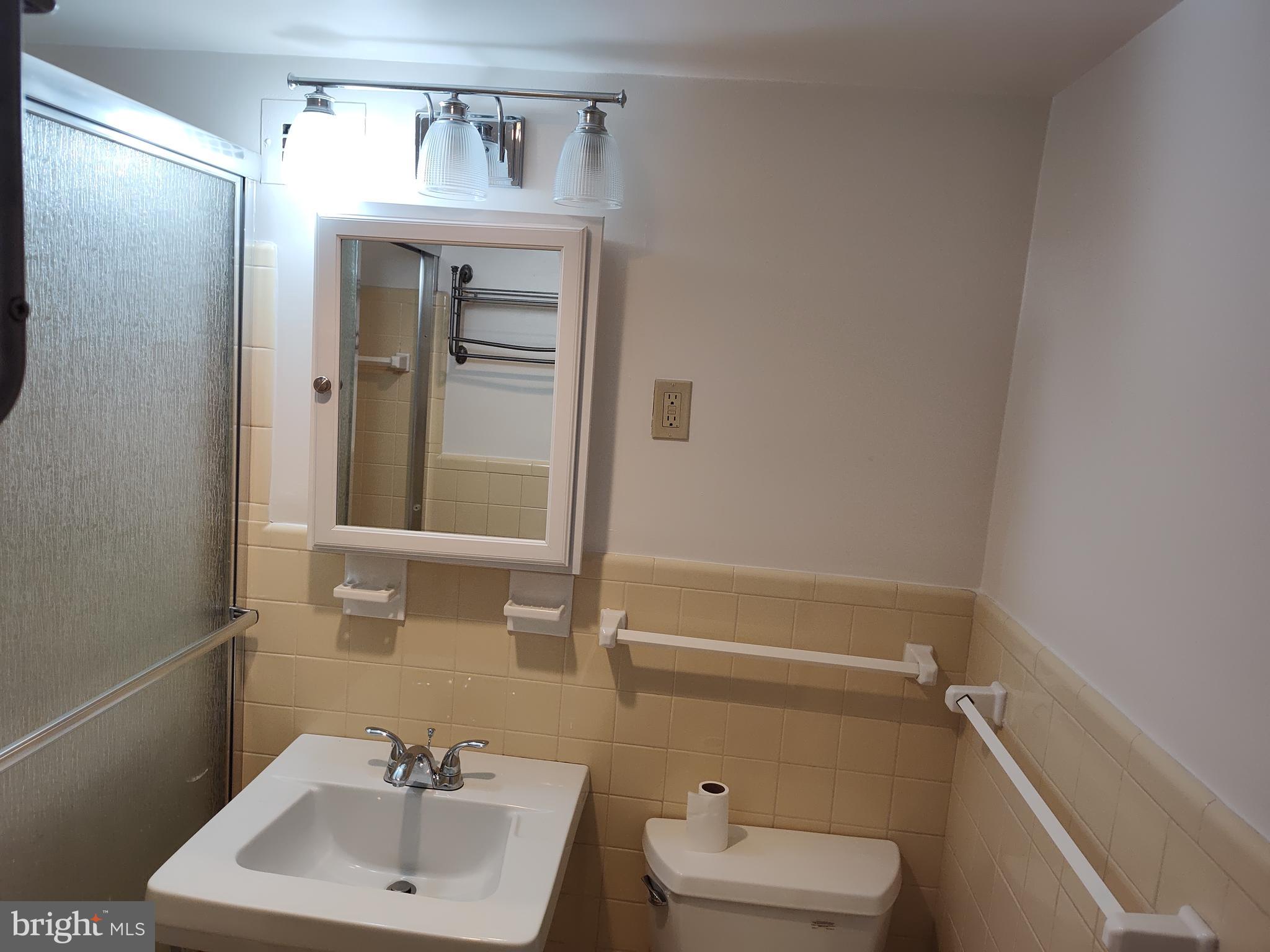 GROSVENOR PARK - Residential Lease