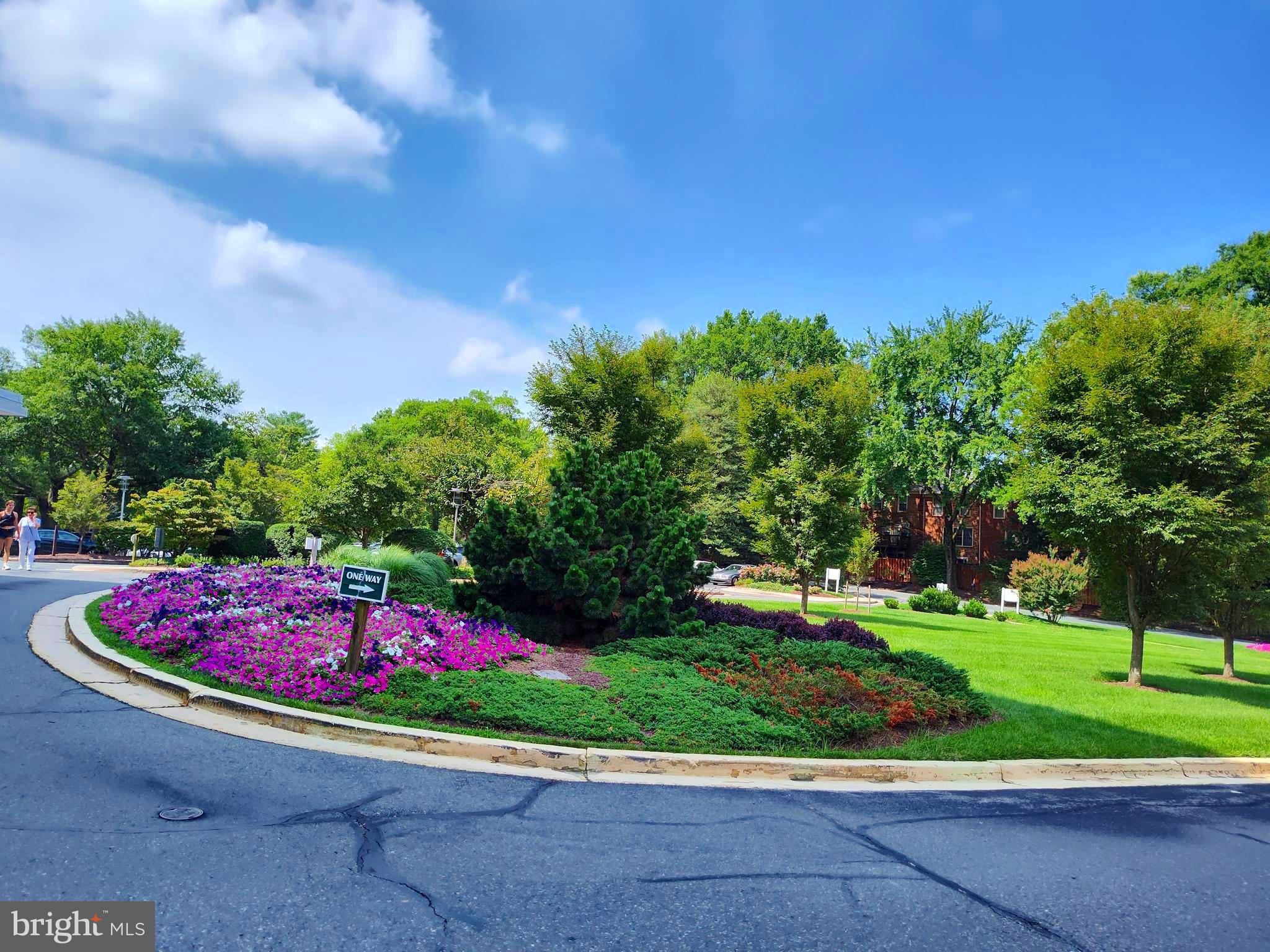 GROSVENOR PARK - Residential Lease