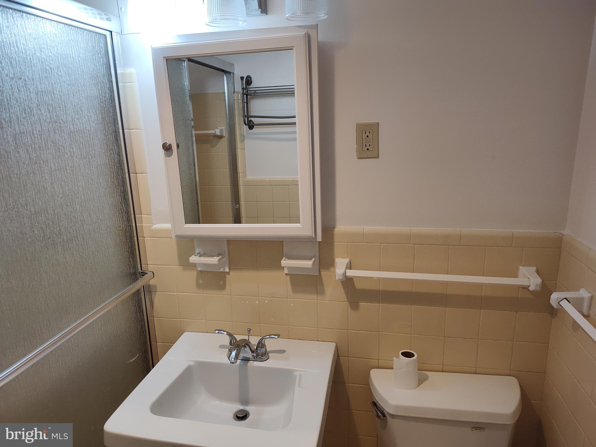 GROSVENOR PARK - Residential Lease