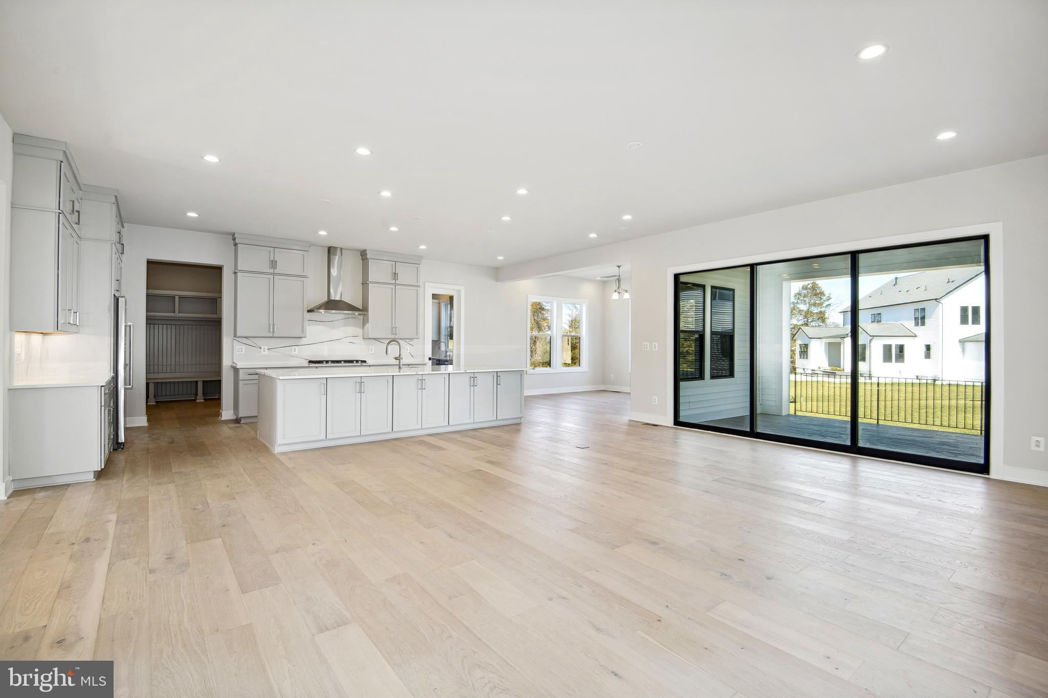 LENAH MILL - THE EXECUTIVES - Residential