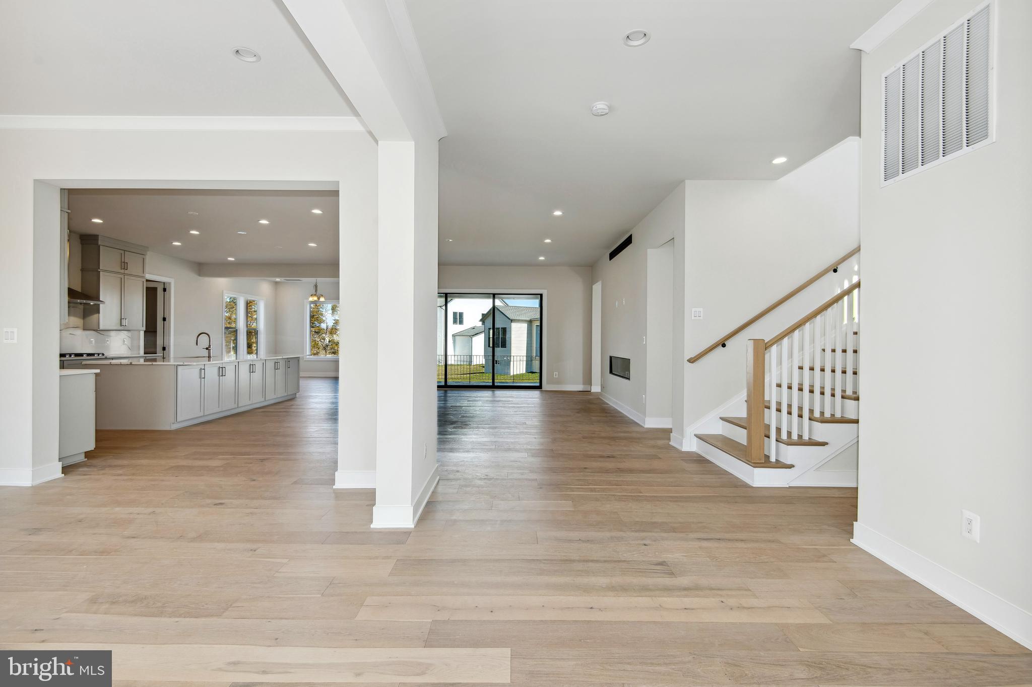 LENAH MILL - THE EXECUTIVES - Residential