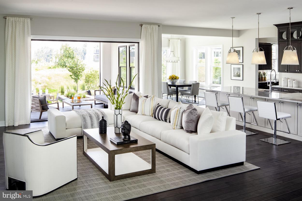 LENAH MILL - THE EXECUTIVES - Residential