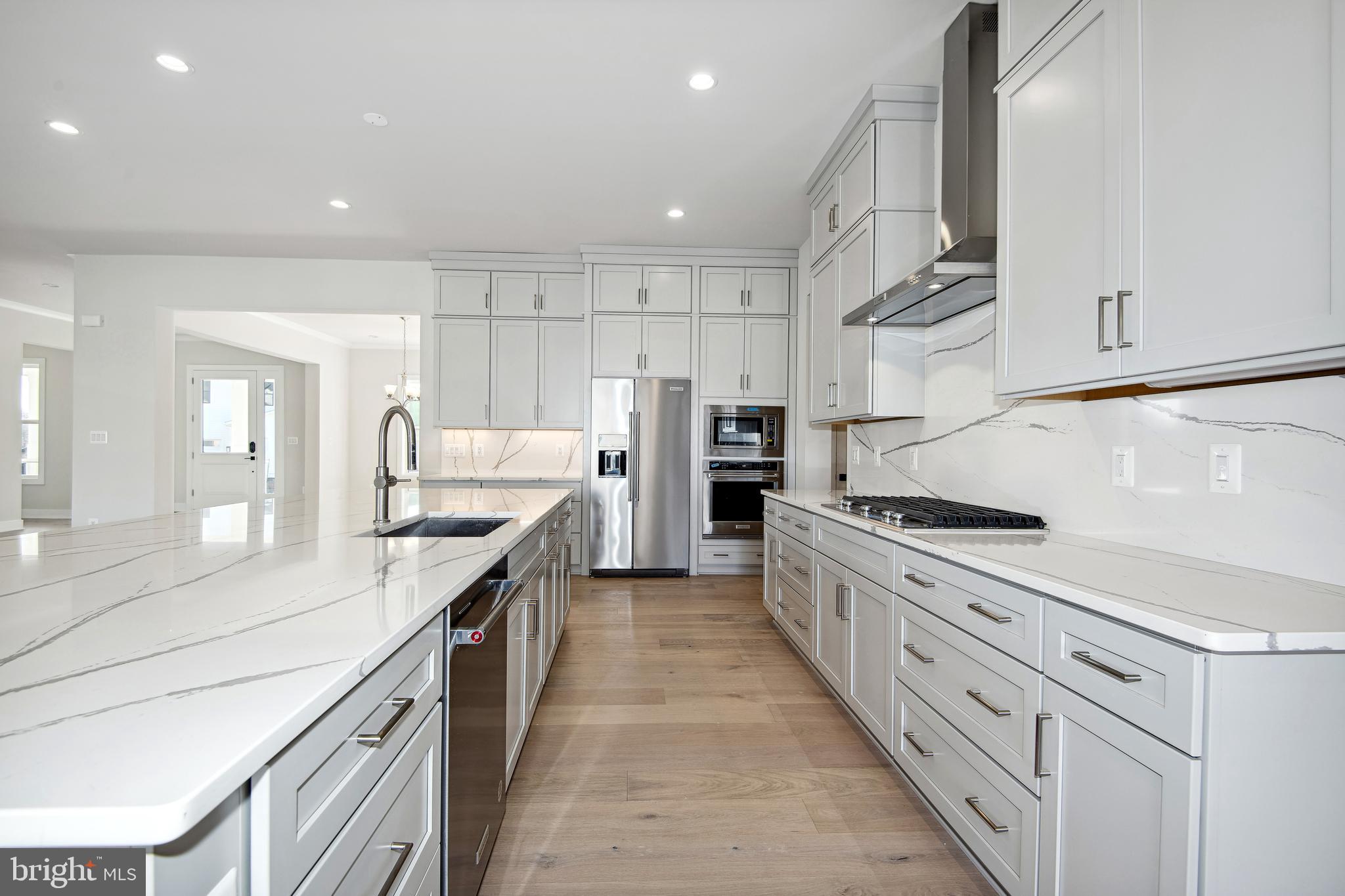 LENAH MILL - THE EXECUTIVES - Residential