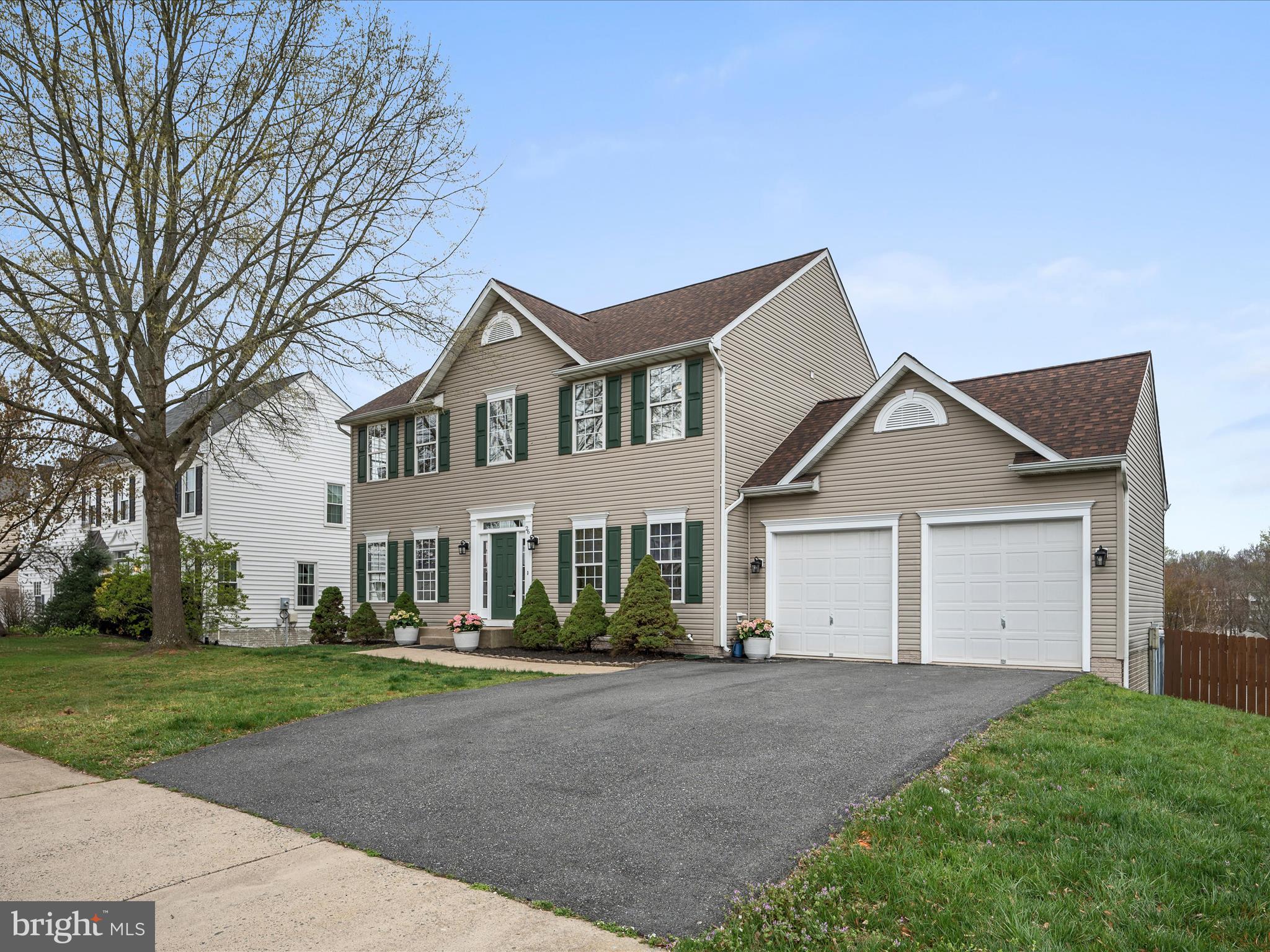 ENGLAND RUN - Residential