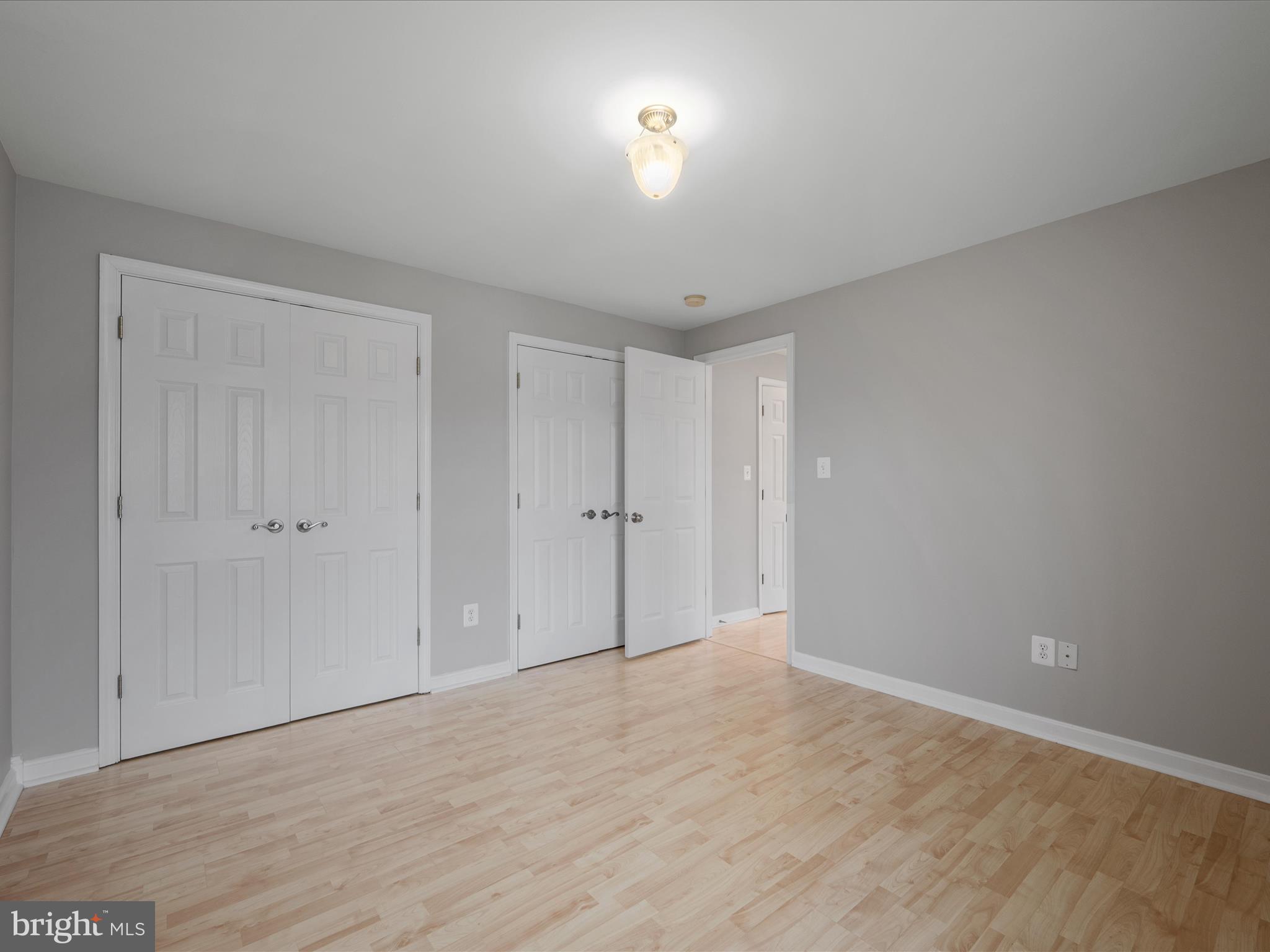 ENGLAND RUN - Residential