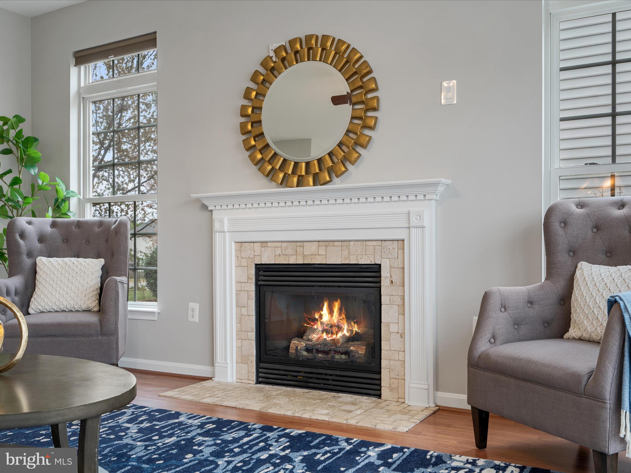 ENGLAND RUN - Residential