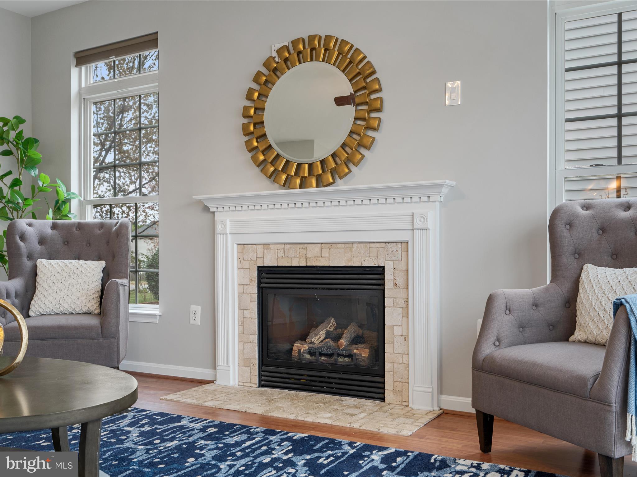 ENGLAND RUN - Residential