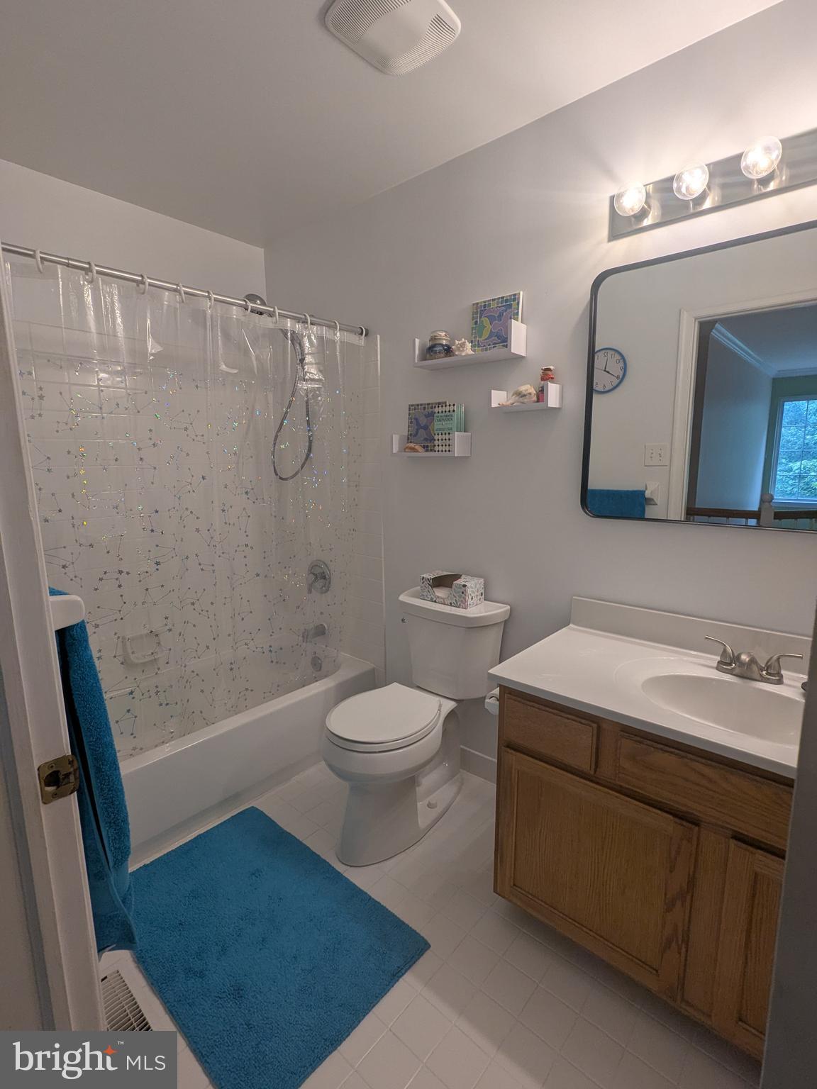 HIDDEN CREEK - Residential