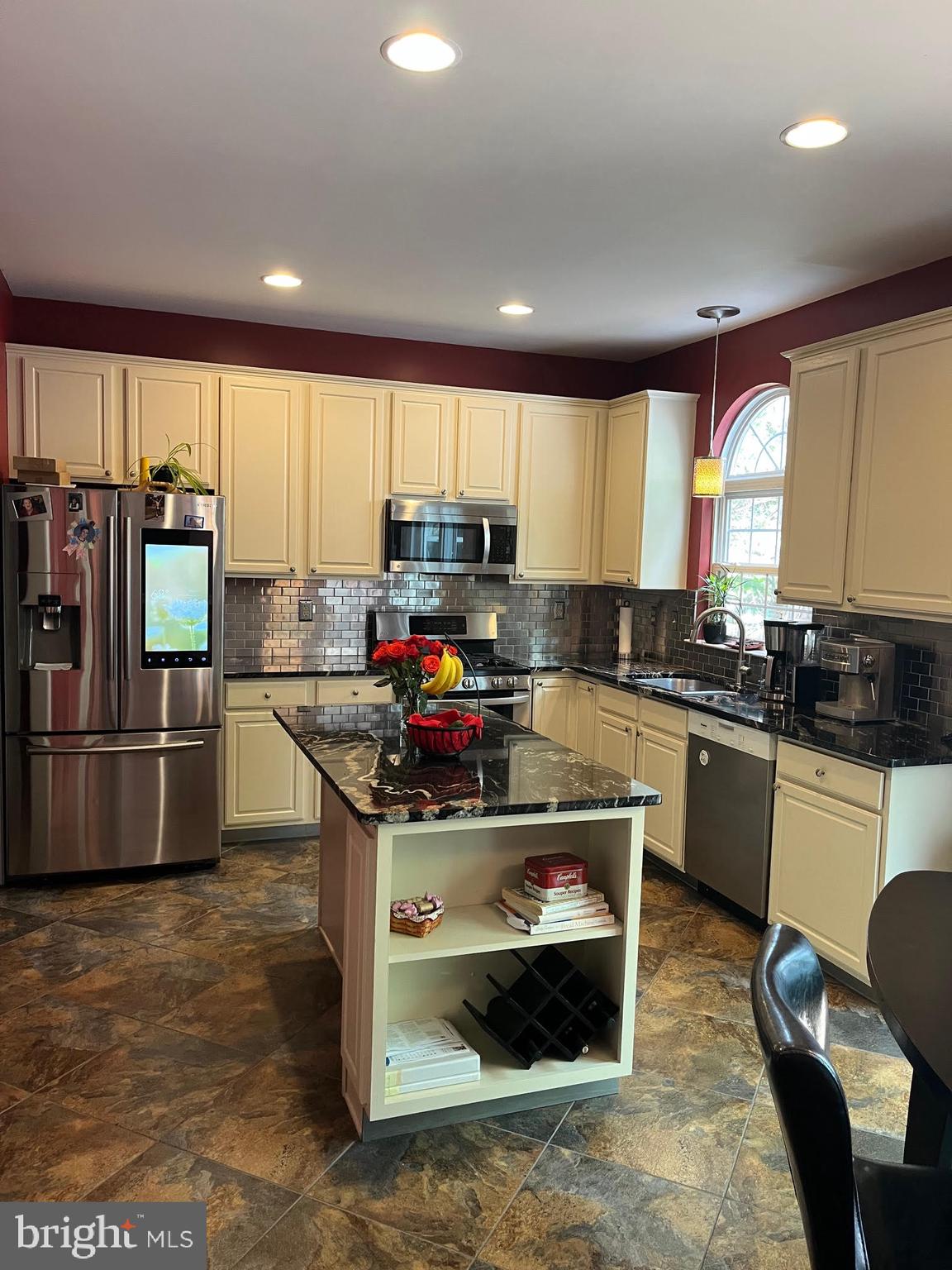 HIDDEN CREEK - Residential