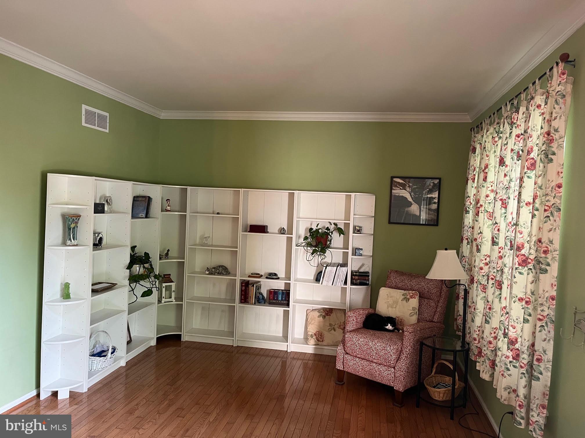 HIDDEN CREEK - Residential