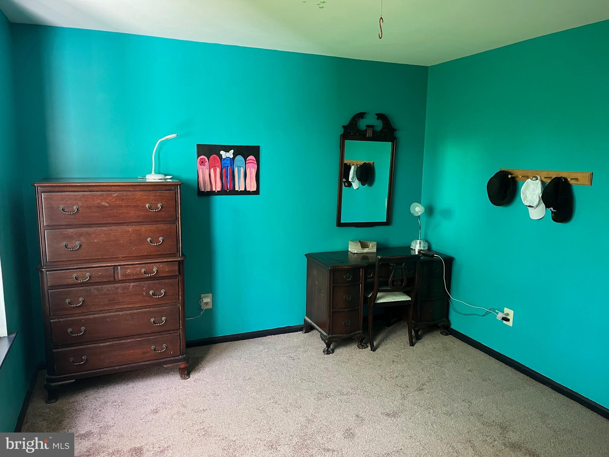 HIDDEN CREEK - Residential