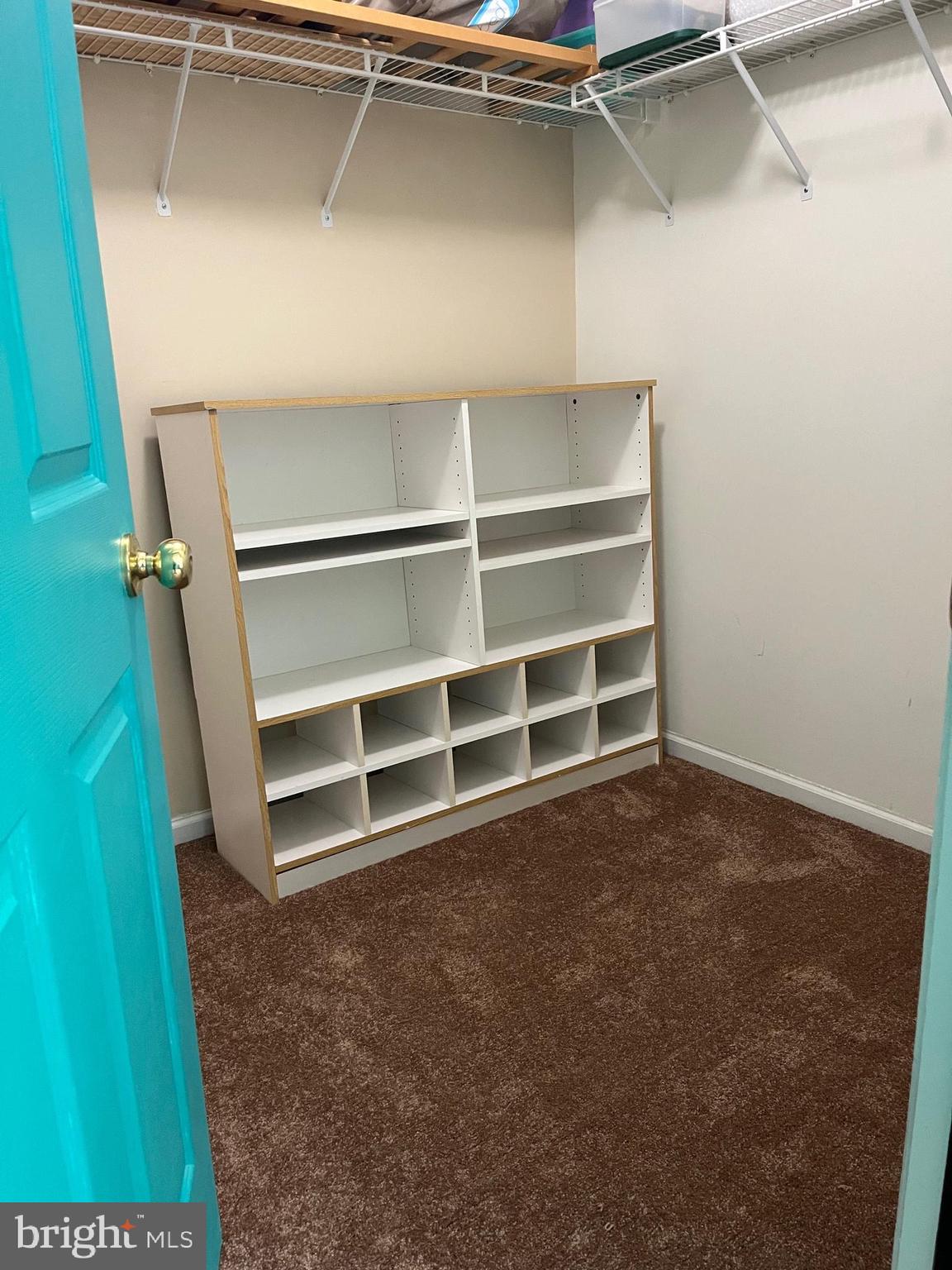 HIDDEN CREEK - Residential