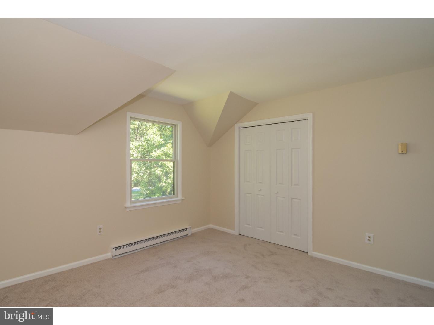 TROOP HILL - Residential