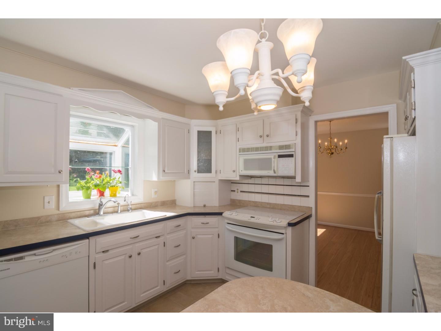 TROOP HILL - Residential