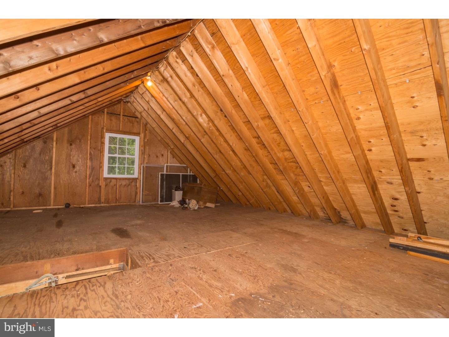 TROOP HILL - Residential