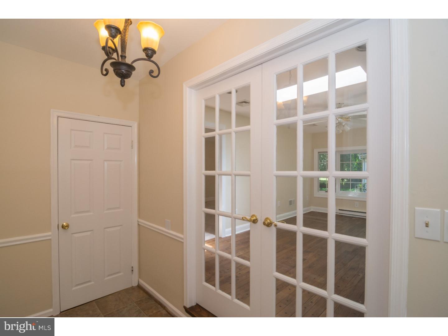 TROOP HILL - Residential