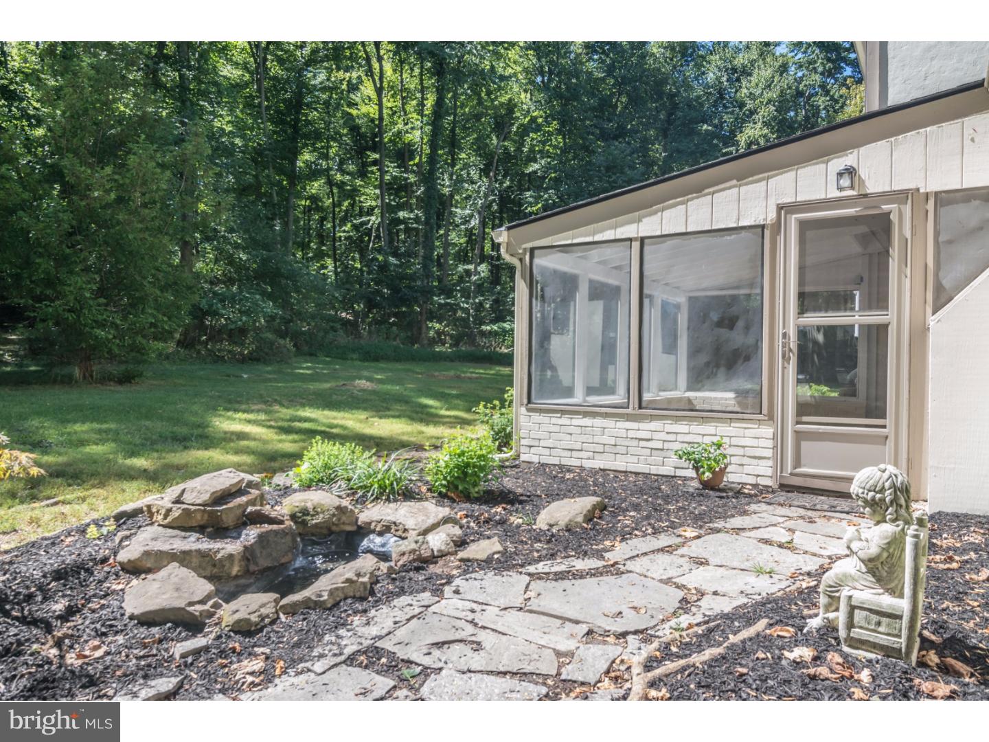 TROOP HILL - Residential