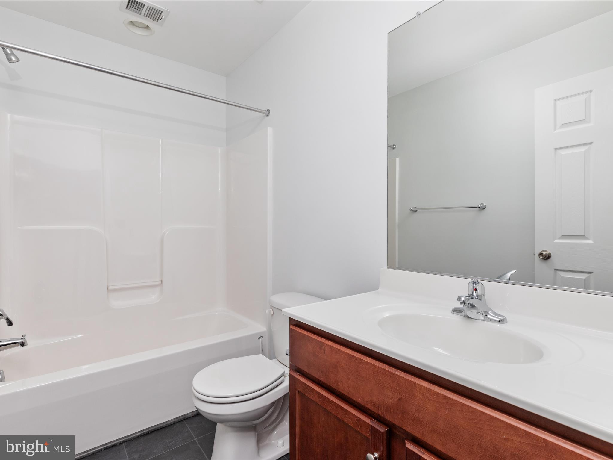 RIVERSIDE VILLAGES - Residential