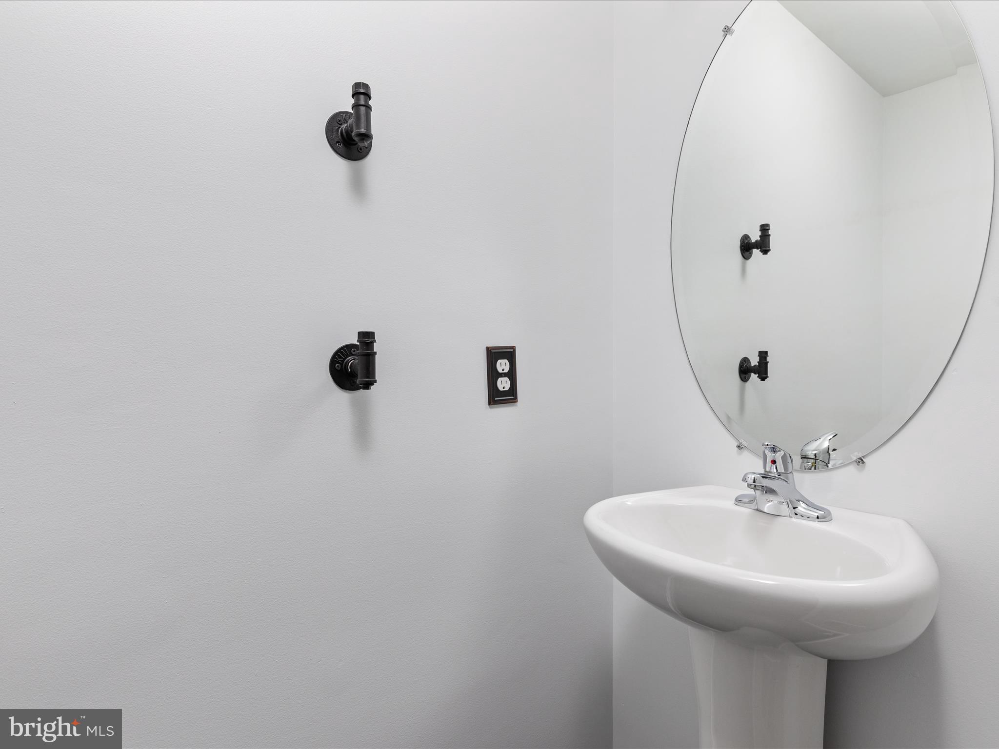 RIVERSIDE VILLAGES - Residential