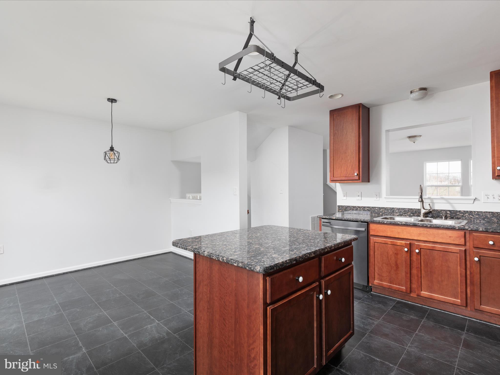 RIVERSIDE VILLAGES - Residential