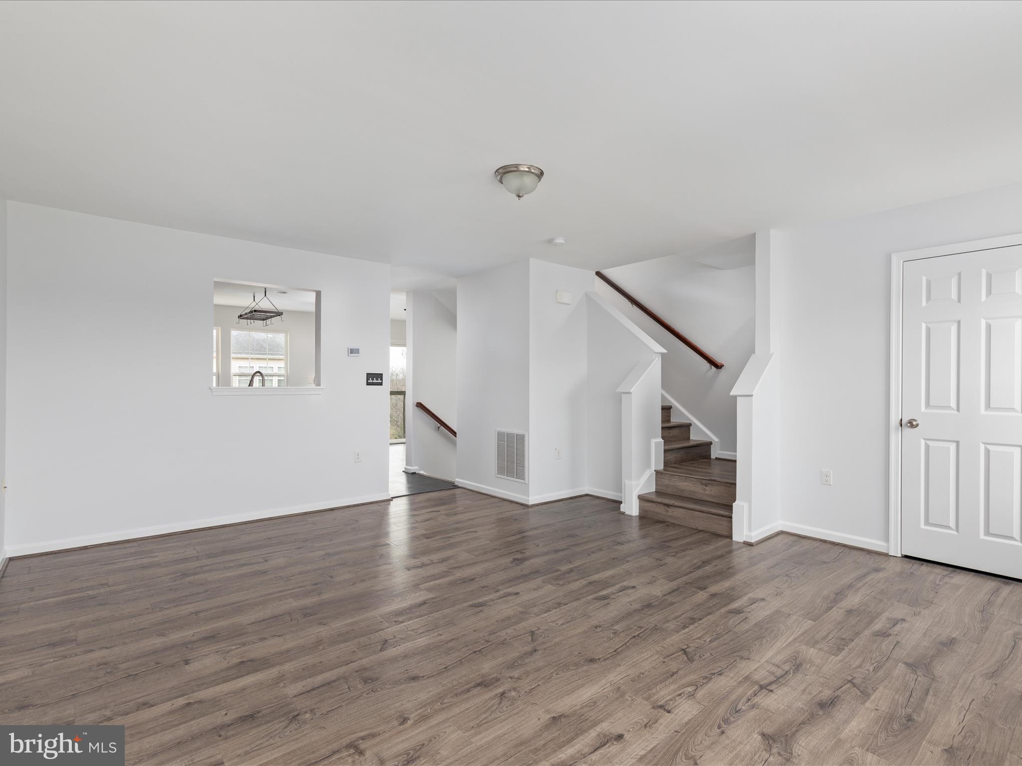 RIVERSIDE VILLAGES - Residential