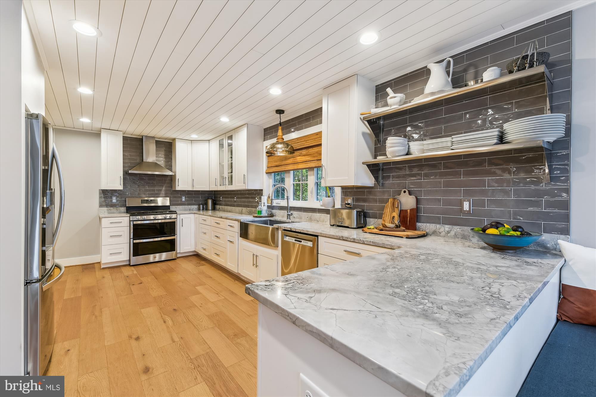 ROUND BAY - Residential