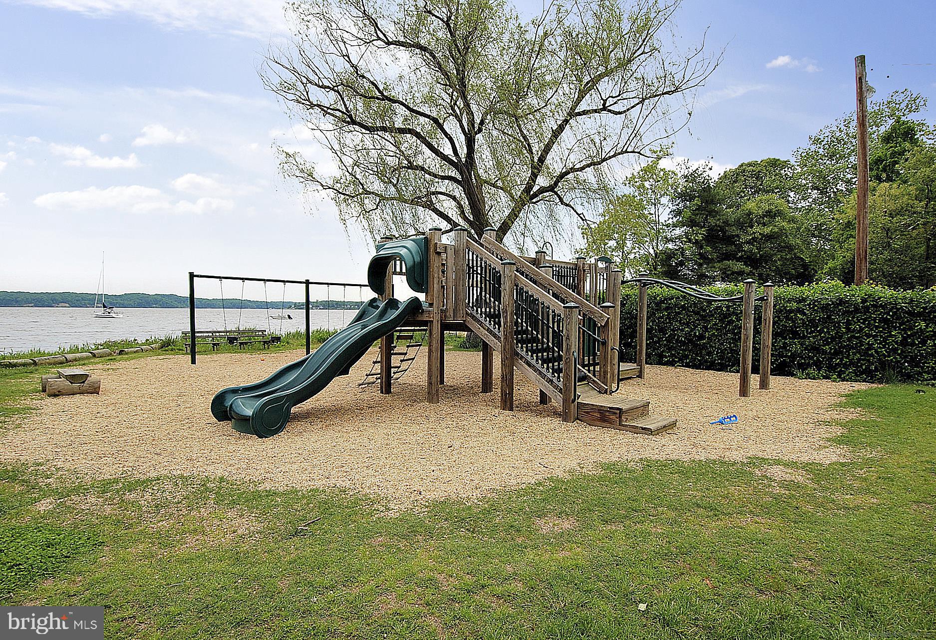 ROUND BAY - Residential