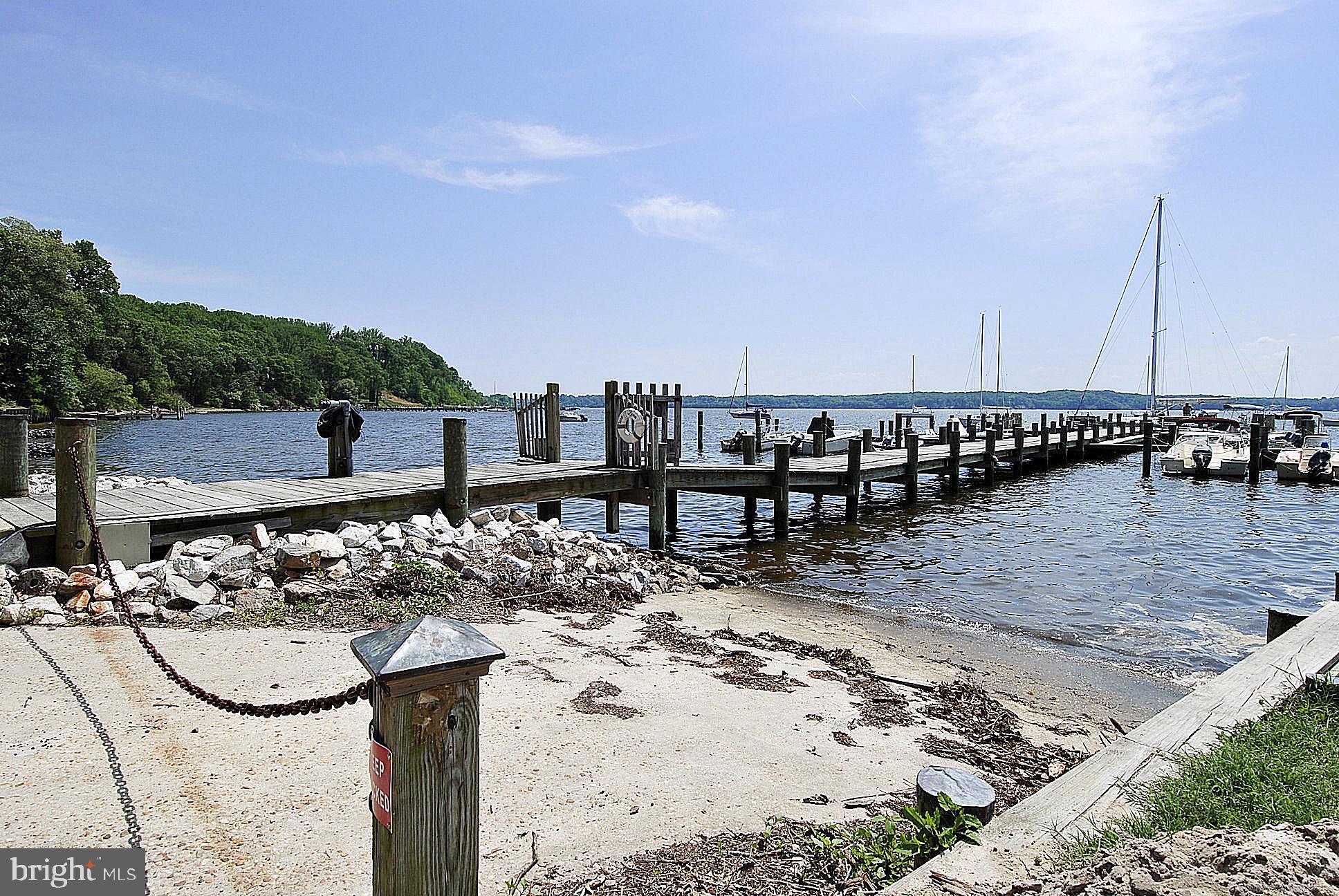 ROUND BAY - Residential