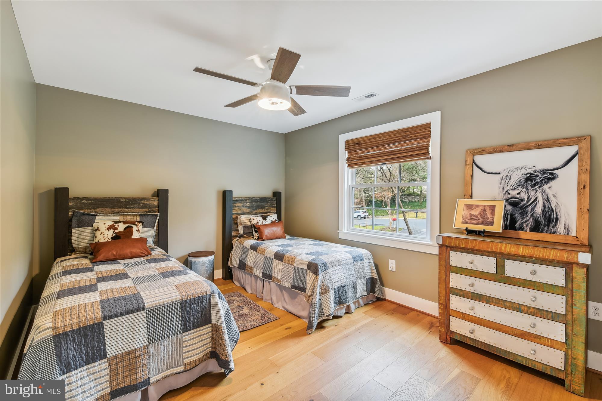 ROUND BAY - Residential