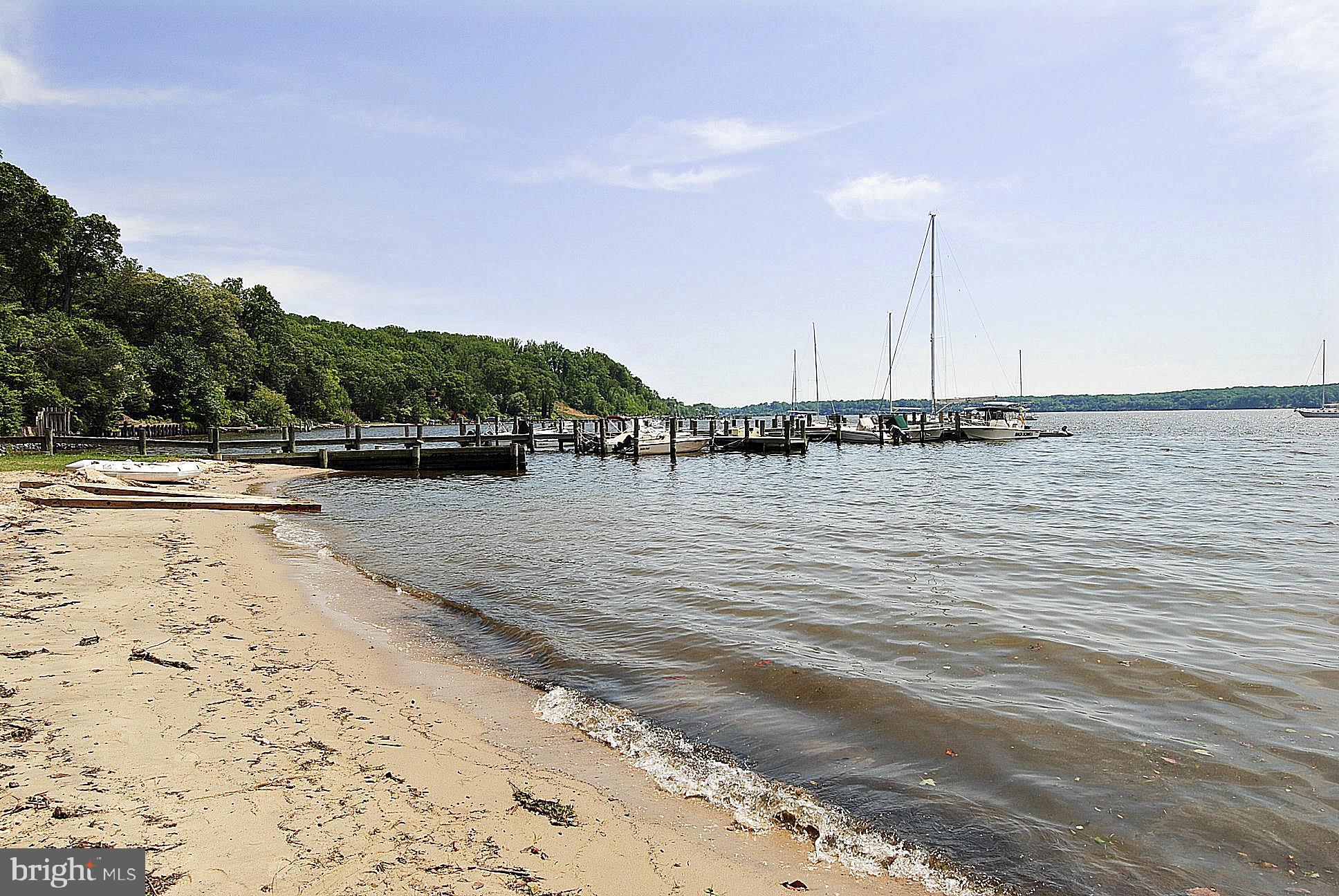 ROUND BAY - Residential