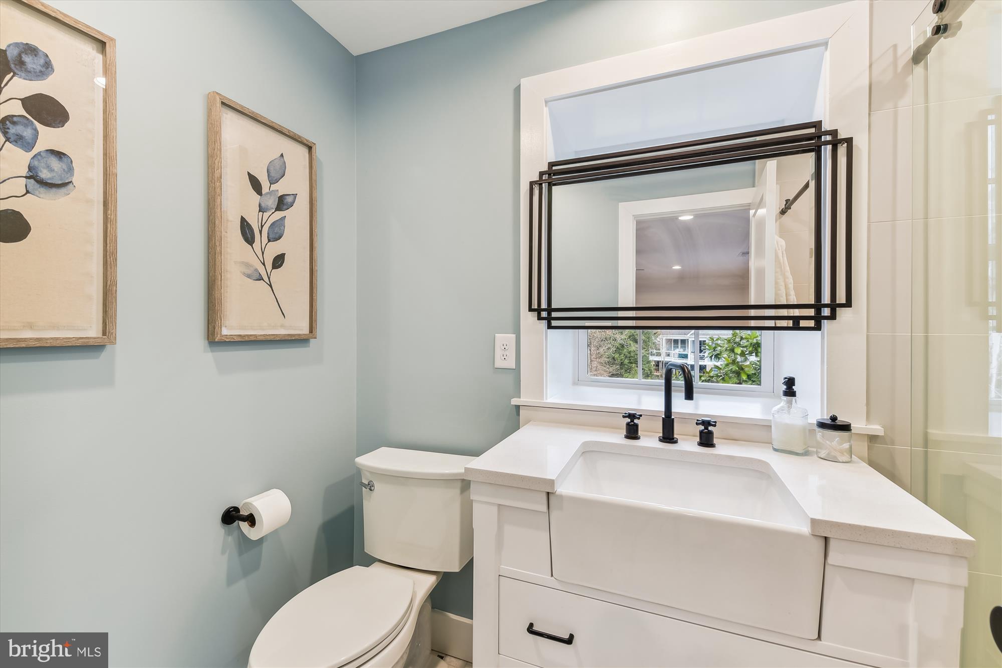 ROUND BAY - Residential