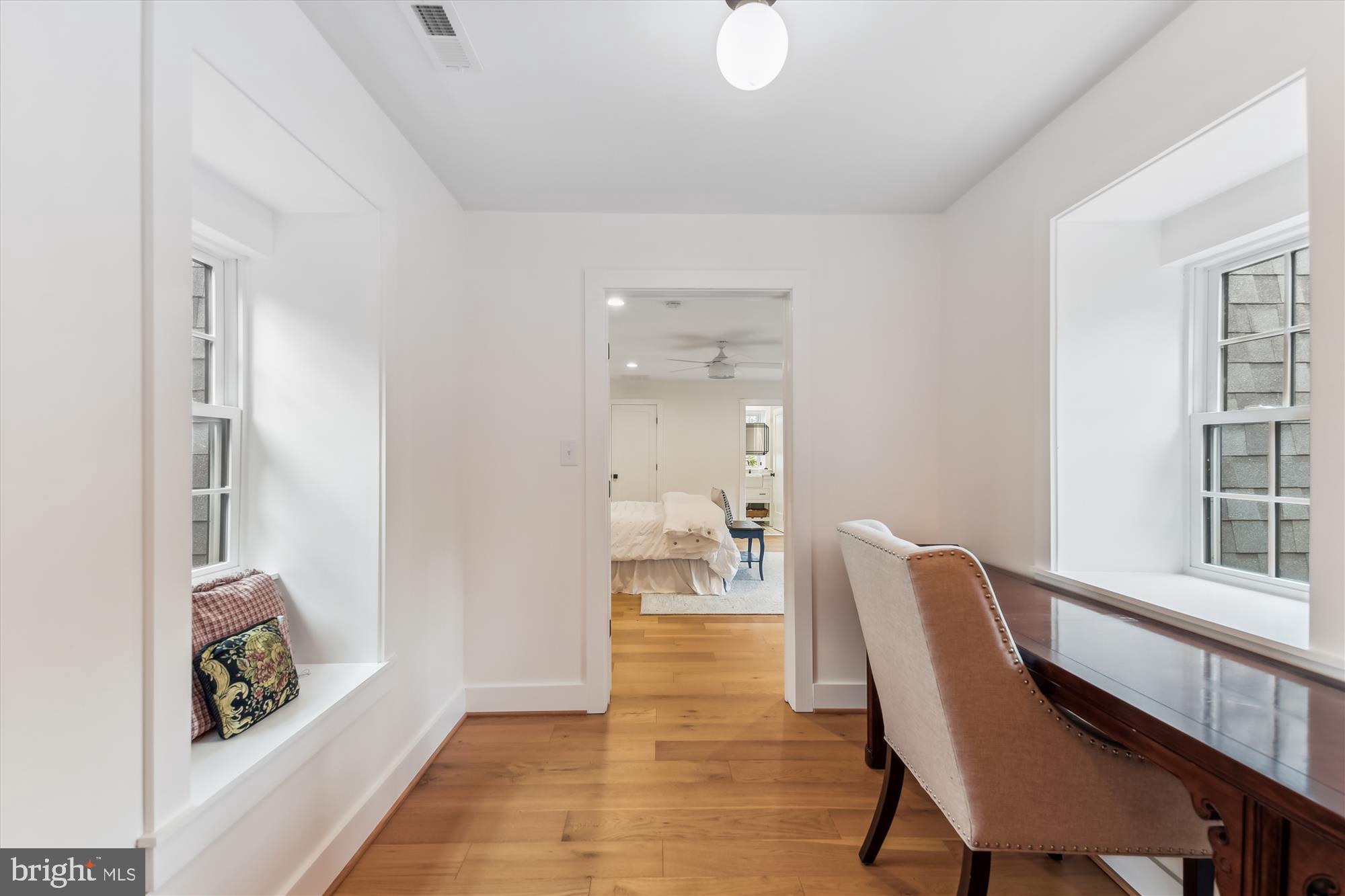 ROUND BAY - Residential