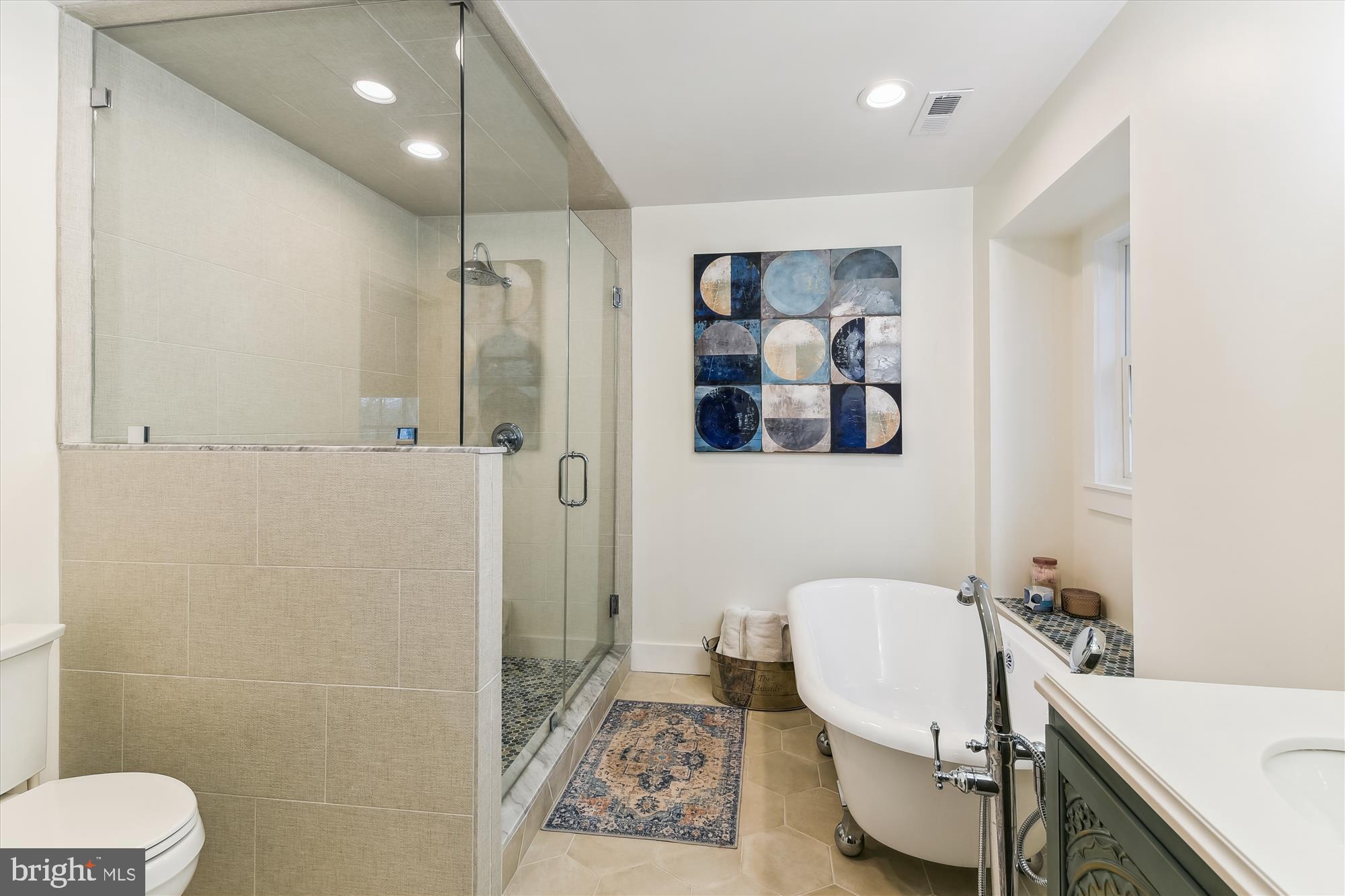 ROUND BAY - Residential