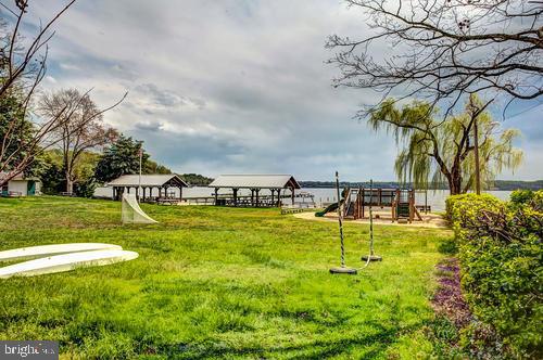 ROUND BAY - Residential