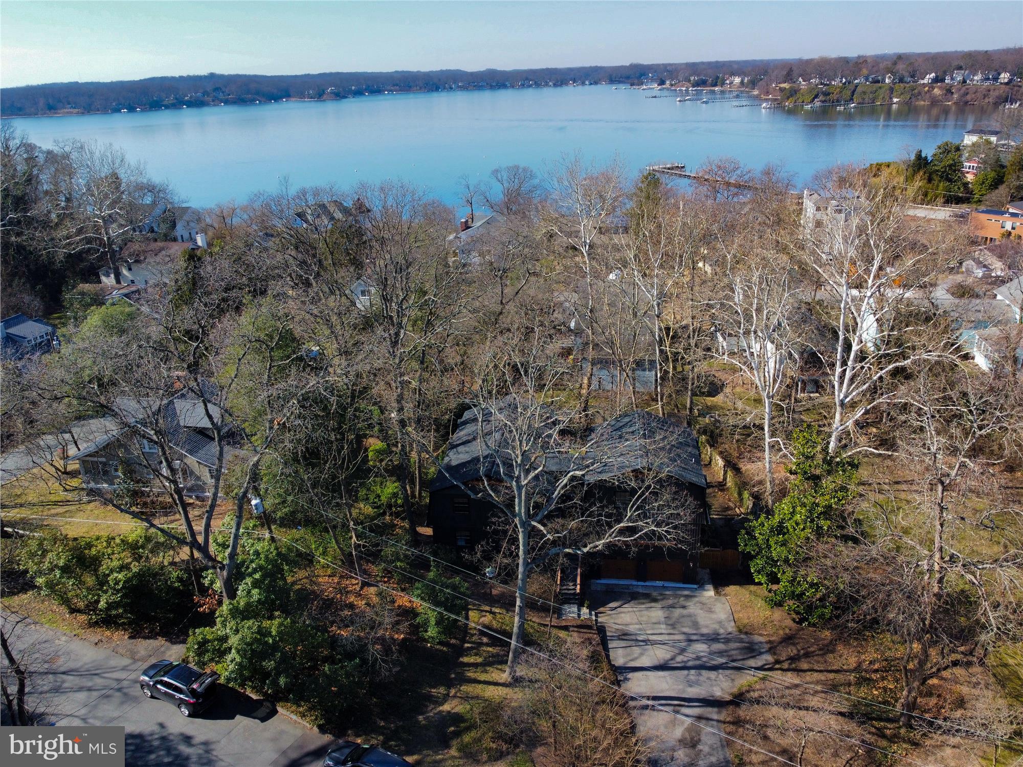 ROUND BAY - Residential