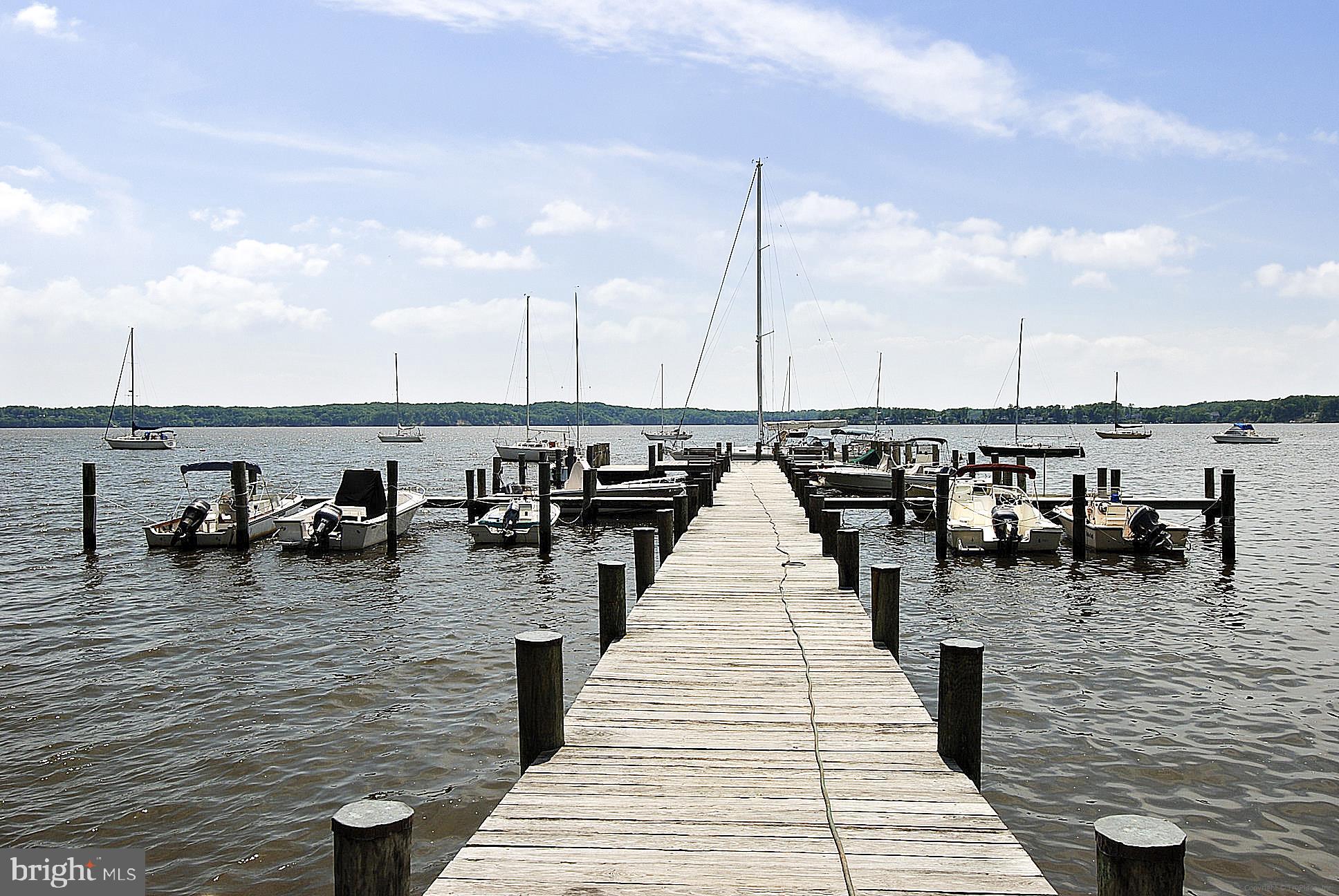 ROUND BAY - Residential