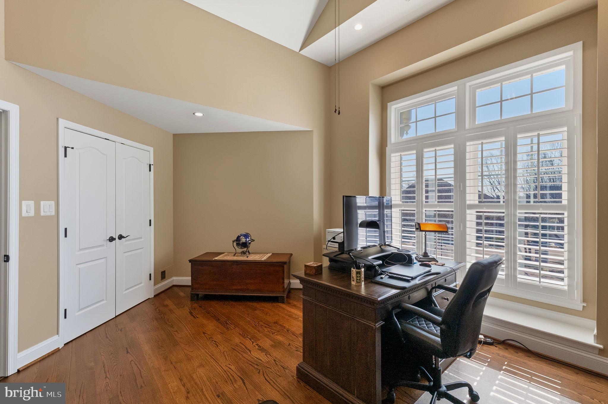 WORMANS MILL - Residential